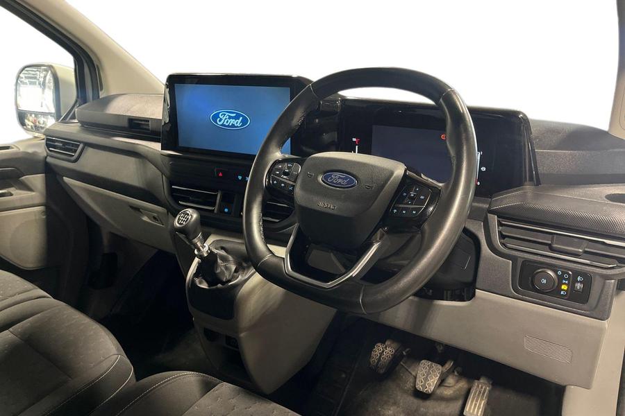 Ford TRANSIT CUSTOM Photo autoimg-10d40e19491b7b17f805ec466e456119fc73d29e.jpg