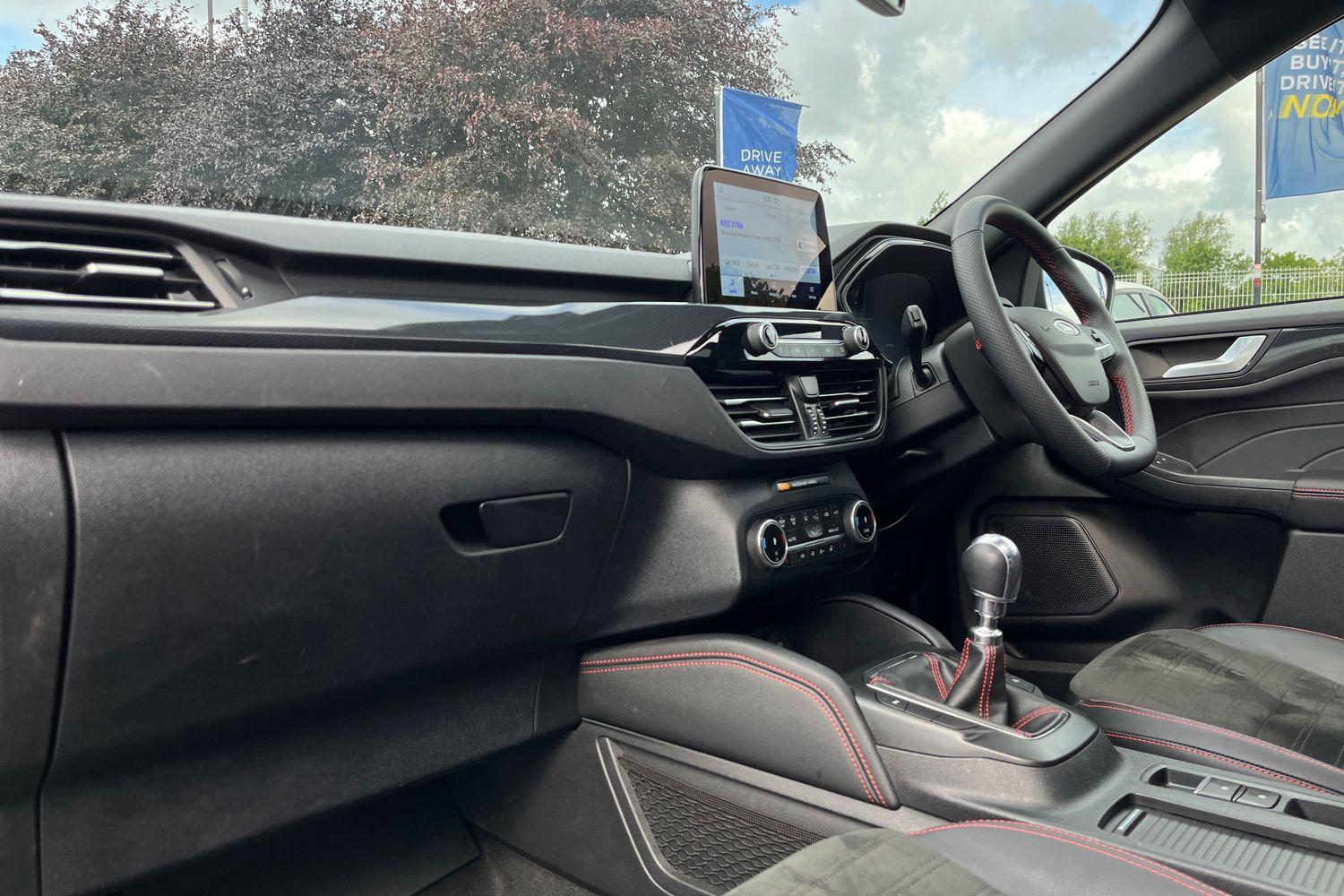 Ford Kuga Photo 17