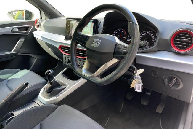 SEAT Arona Photo 6