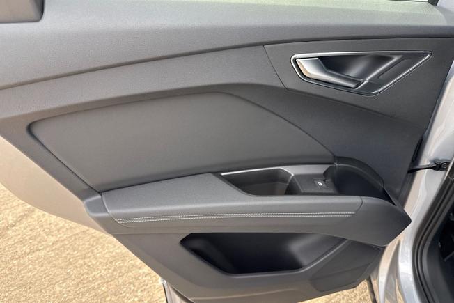Audi Q4 Photo 47