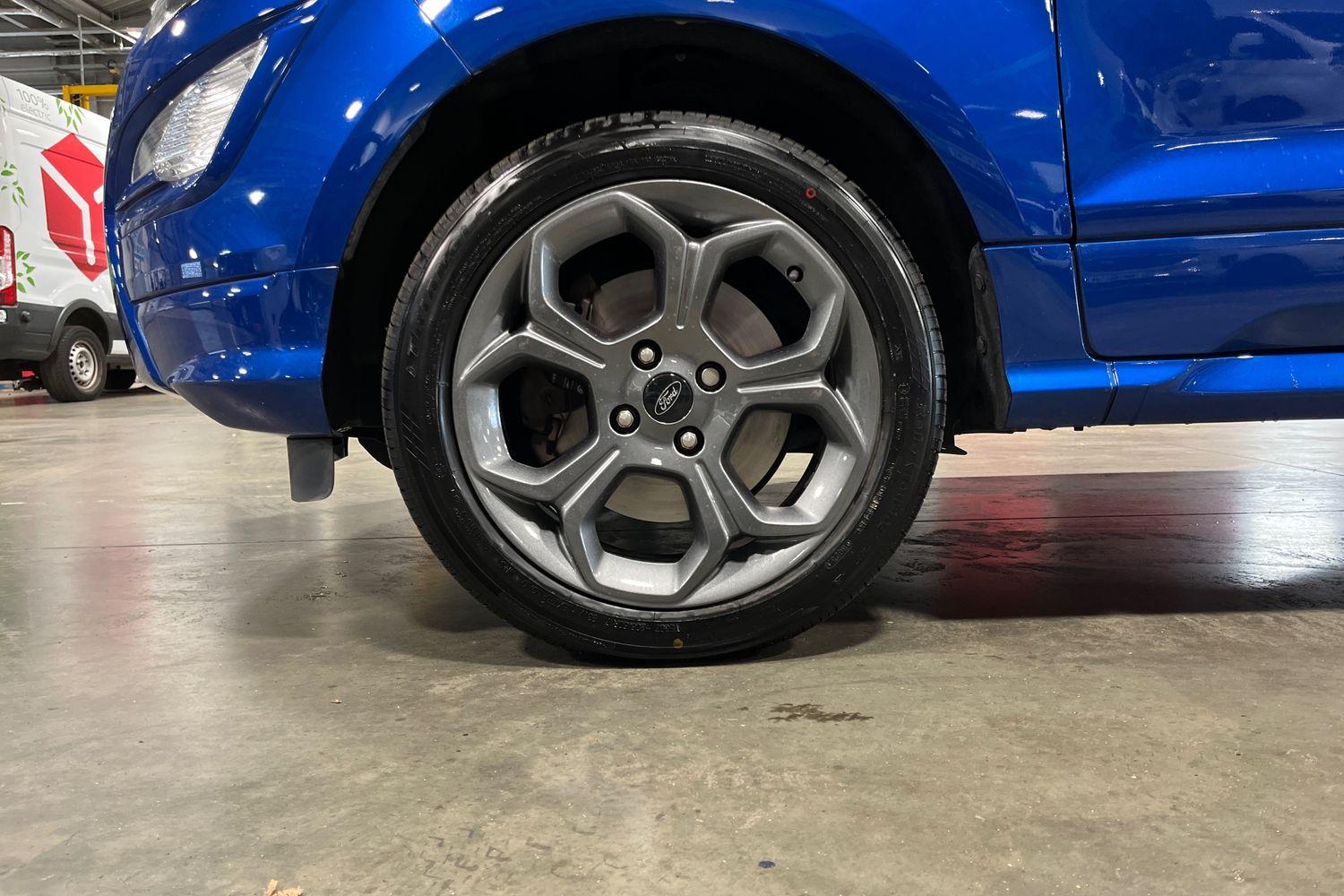Ford EcoSport Photo 7