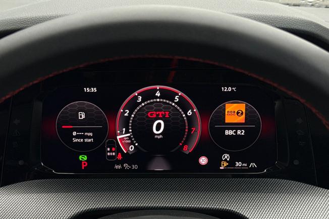 Volkswagen Golf Photo 15