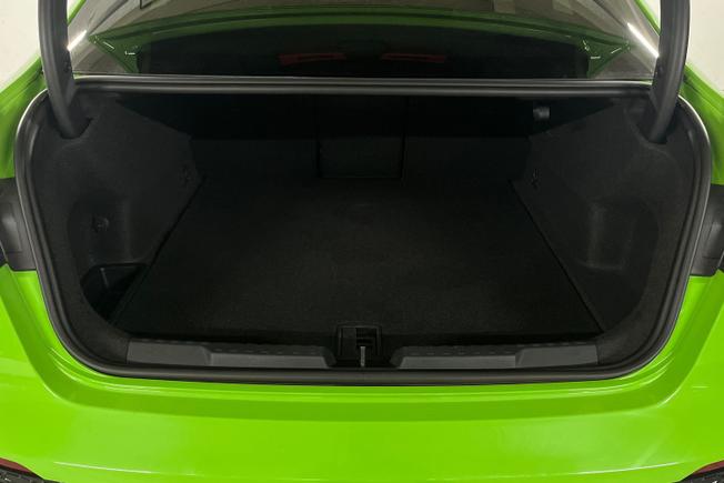 AUDI RS3 Photo 12