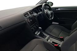 VOLKSWAGEN Golf Photo 2