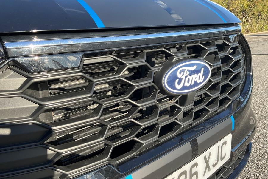 Ford TRANSIT CUSTOM Photo autoimg-10ea6b4ecf4bc4b05be7d73261e889e9d128a948.jpg