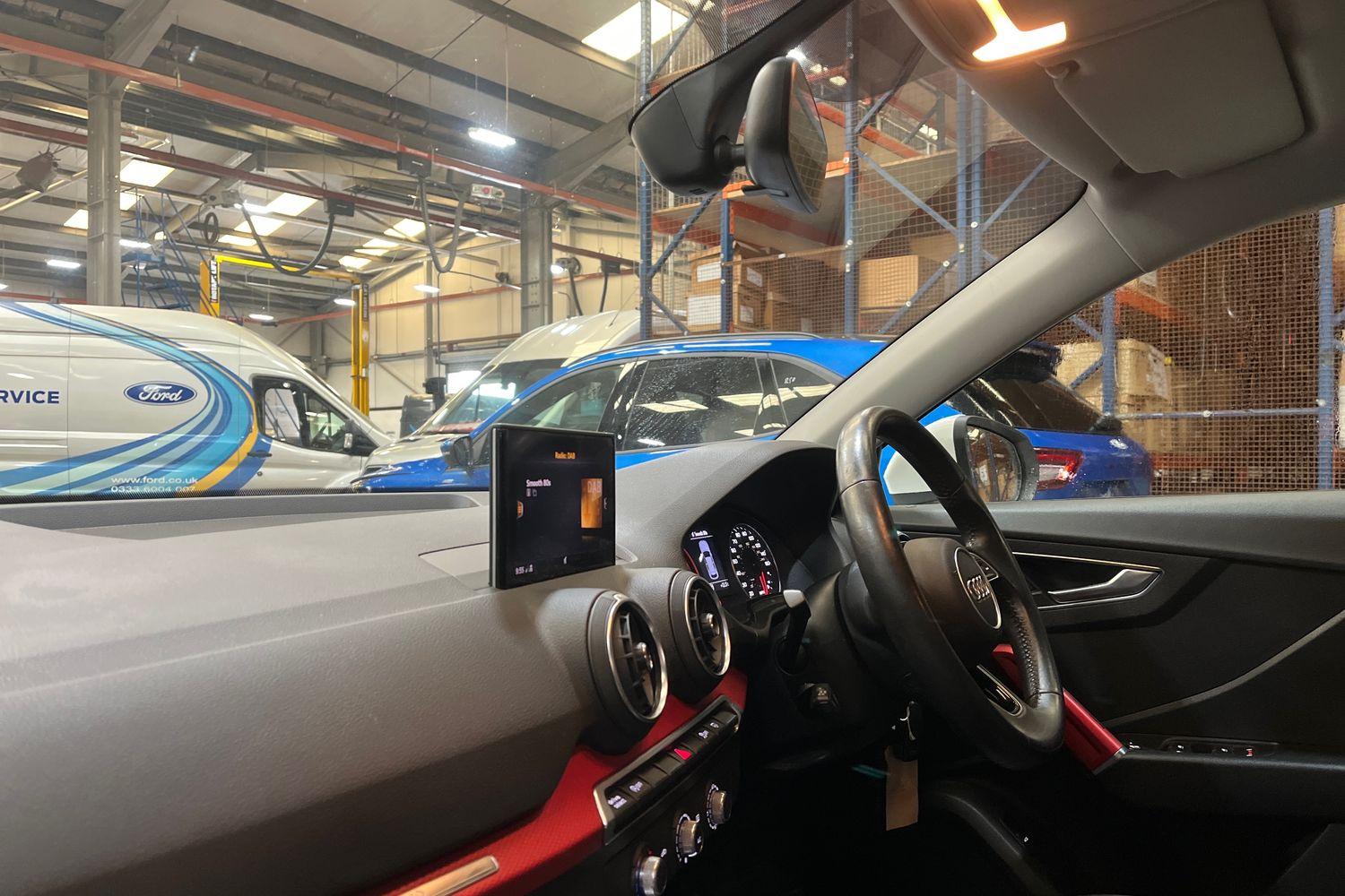 Audi Q2 Photo 17