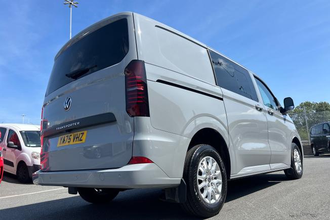 VOLKSWAGEN Transporter Photo 26