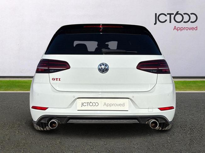 VOLKSWAGEN Golf Photo 7