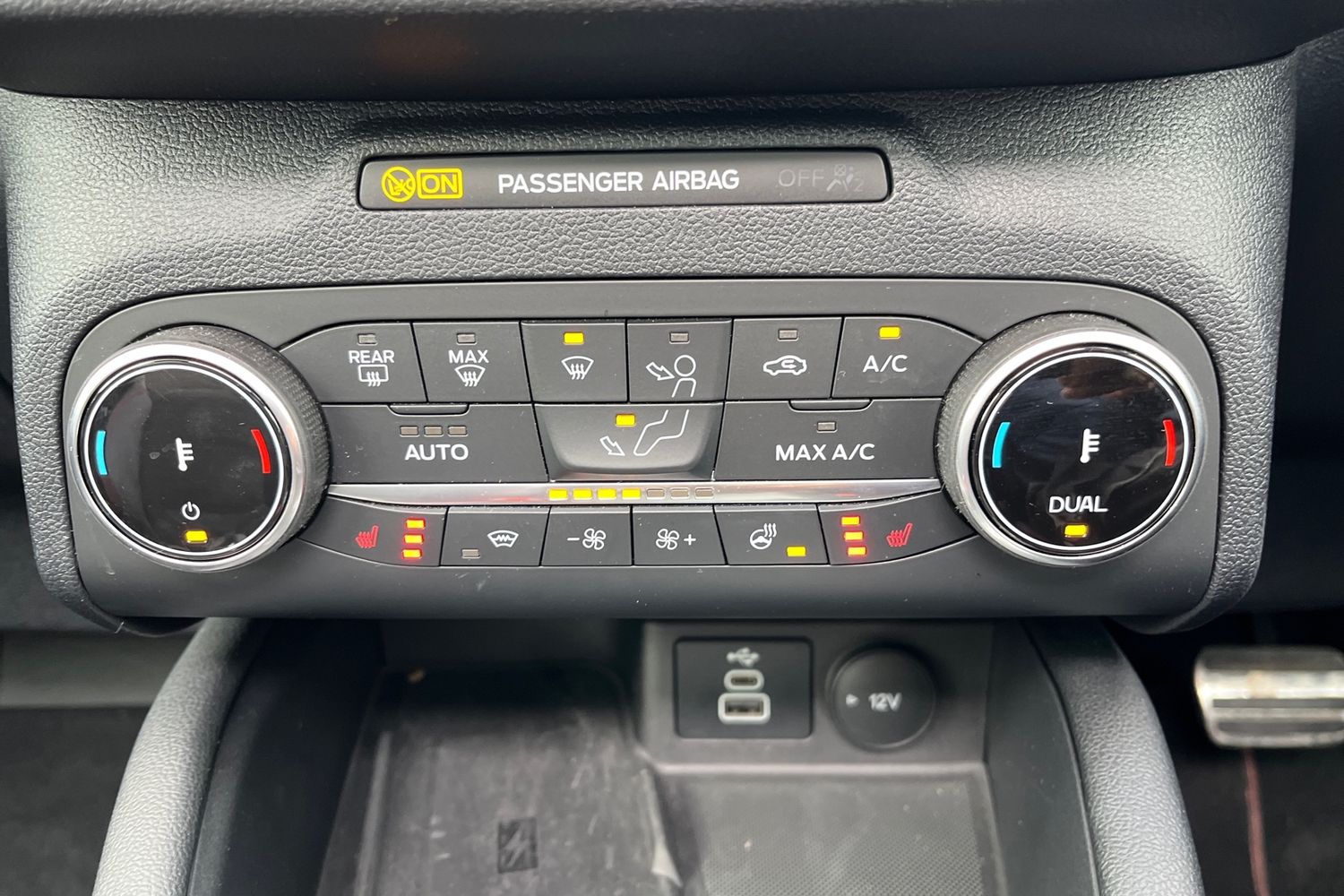 Ford Kuga Photo 23