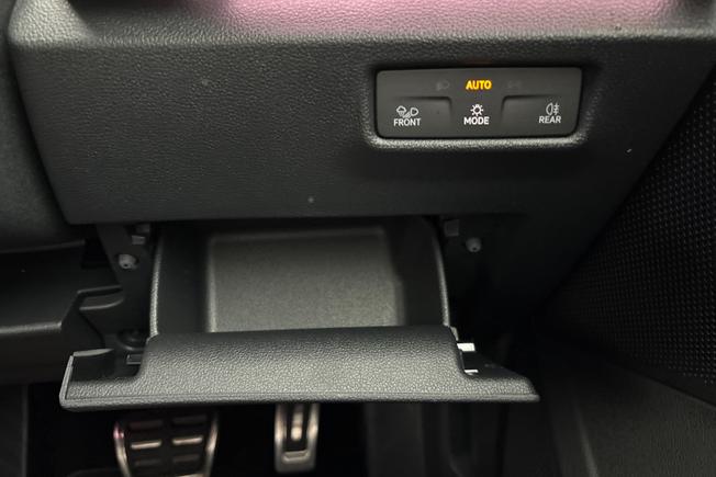 VOLKSWAGEN Tiguan Photo 30