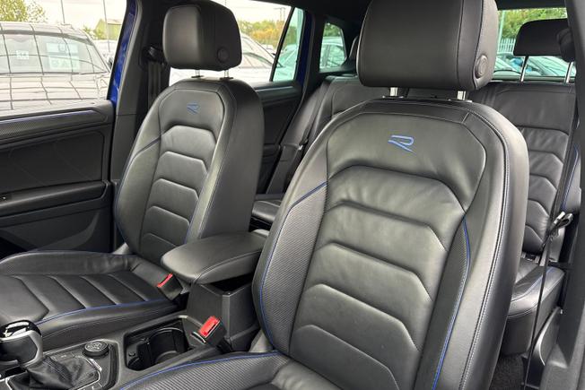 VOLKSWAGEN Tiguan Photo 26