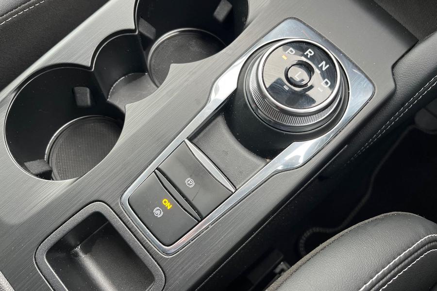 Ford KUGA Photo autoimg-1101431ea9b5152eac130844f50a583e9125c0ad.jpg