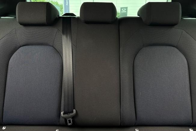 SEAT Ibiza Photo 42