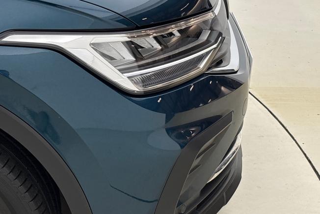 VOLKSWAGEN Tiguan Photo 19