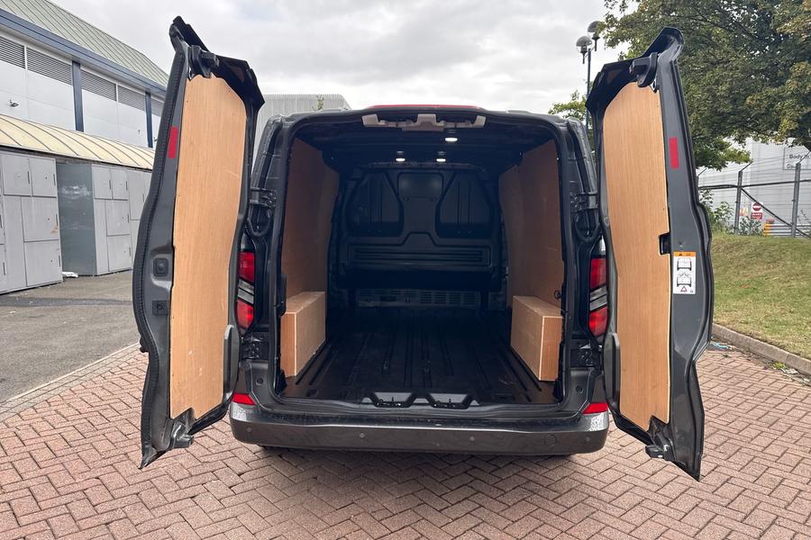 Ford TRANSIT CUSTOM Photo autoimg-110c14bf71b806228c808cfb46e20a1985eb6c2f.jpg