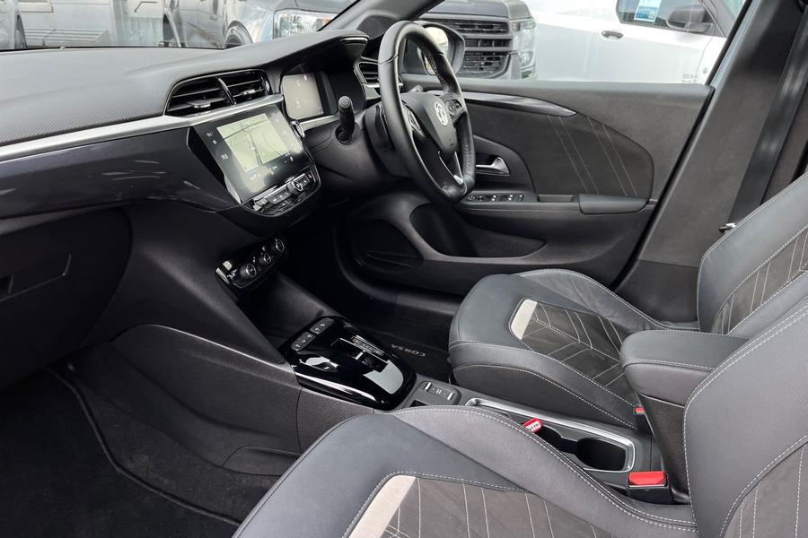 Vauxhall CORSA Photo autoimg-110d673341319b7a042152a750aab6f2aa57cb9a.jpg