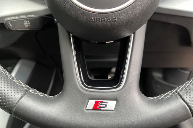 AUDI Q2 Photo 29