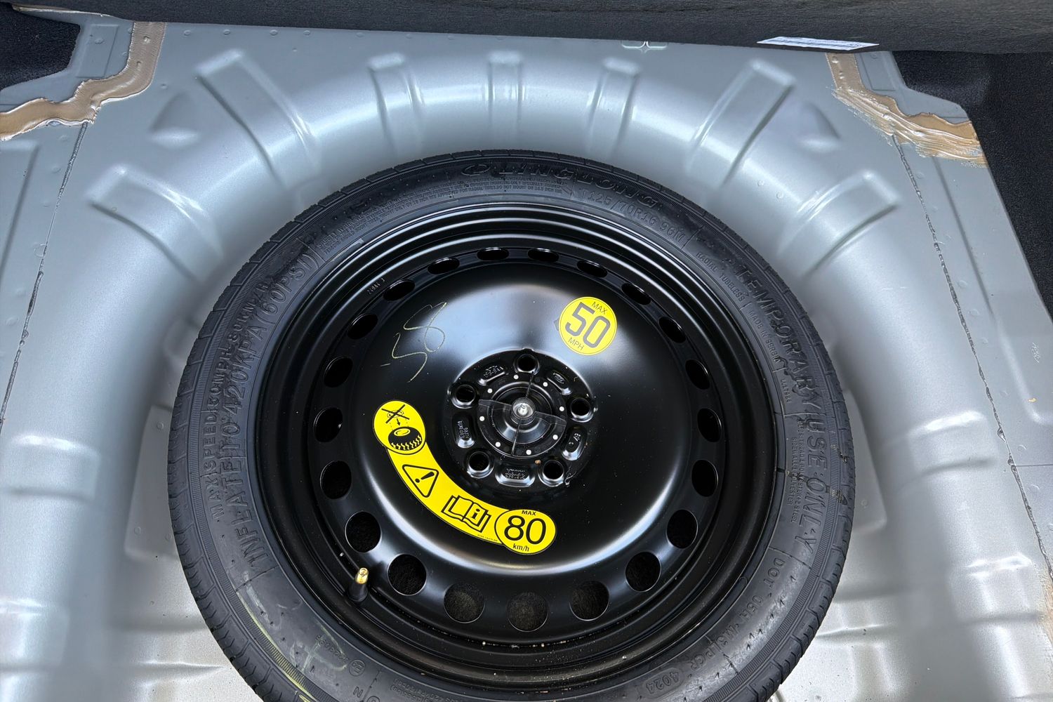 Ford FOCUS Photo 26