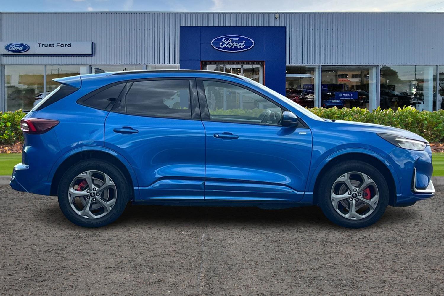 Ford Kuga Photo 2