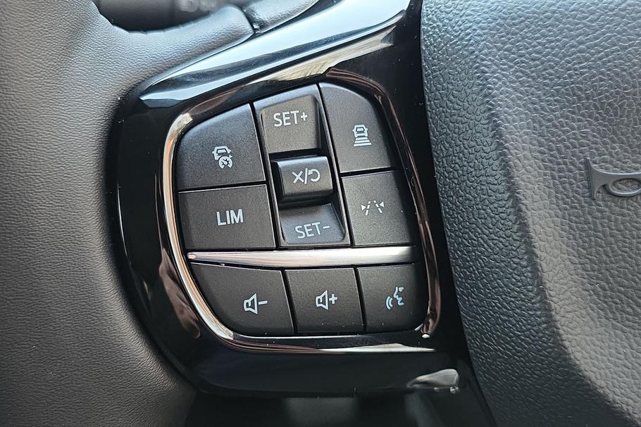 Used Ford TRANSIT CUSTOM WP75OOC 31