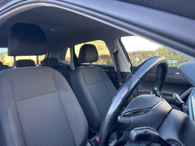 VOLKSWAGEN Polo Photo 31