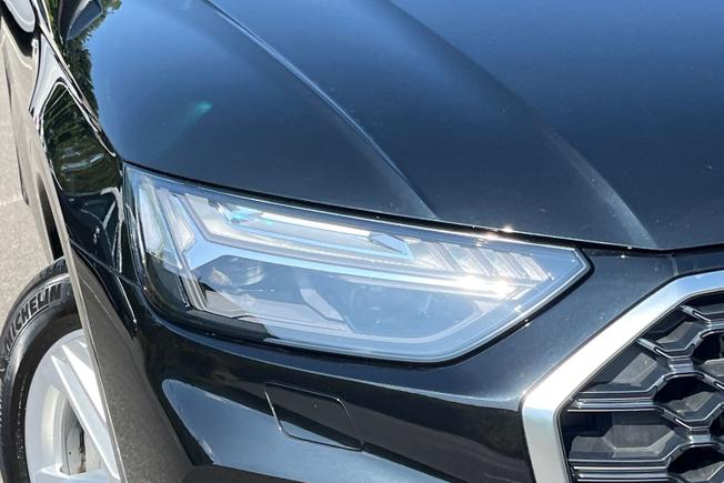 AUDI Q5 Photo 19