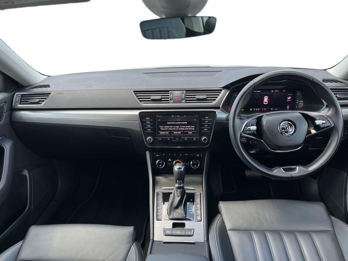 Skoda Superb Photo 9