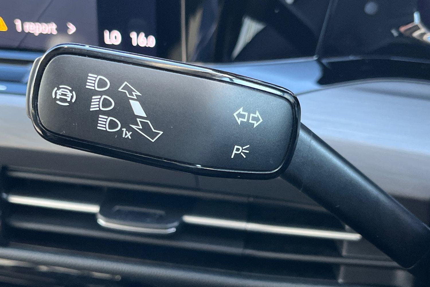 Volkswagen GOLF Photo 13