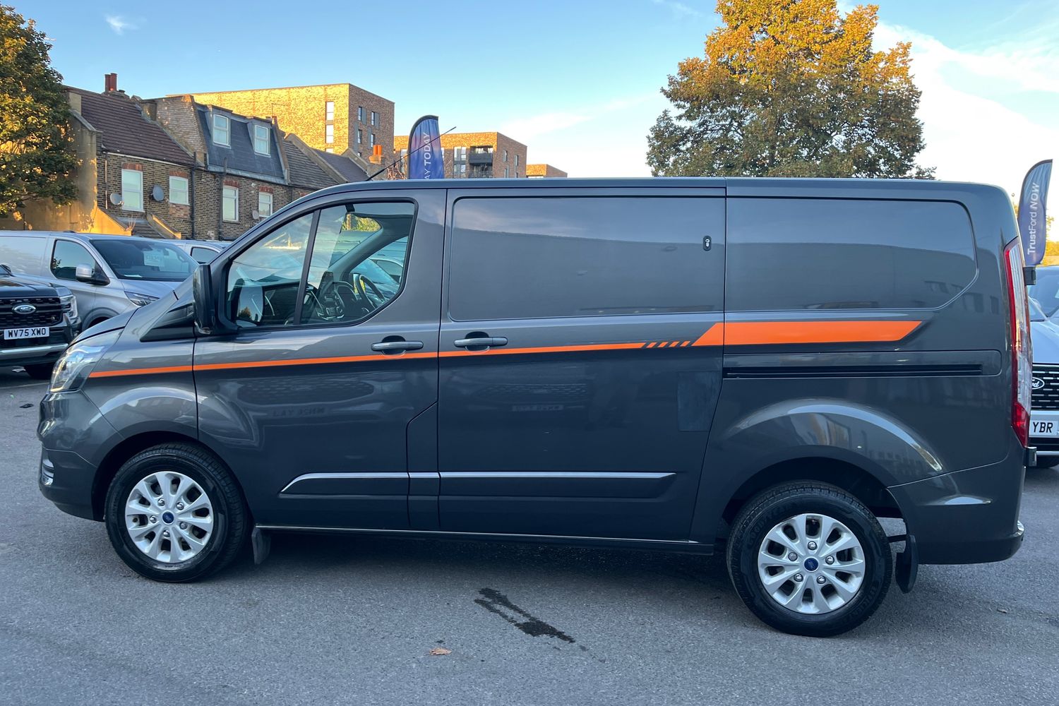 Ford TRANSIT CUSTOM Photo 32