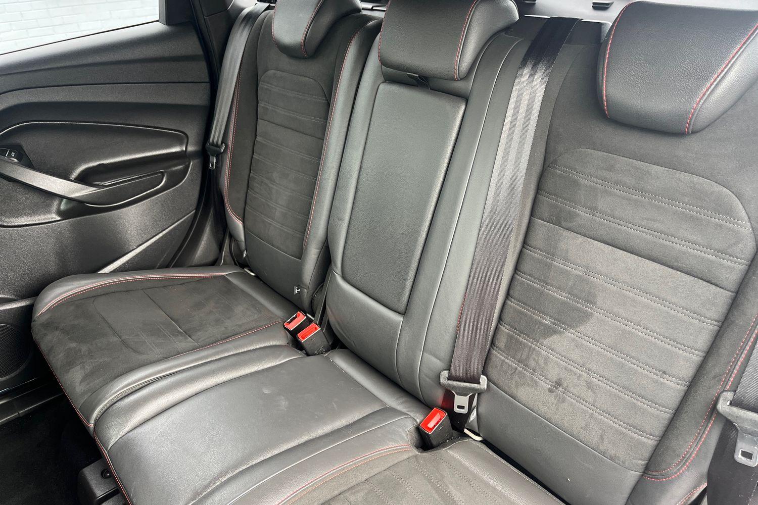 Ford KUGA Photo 19