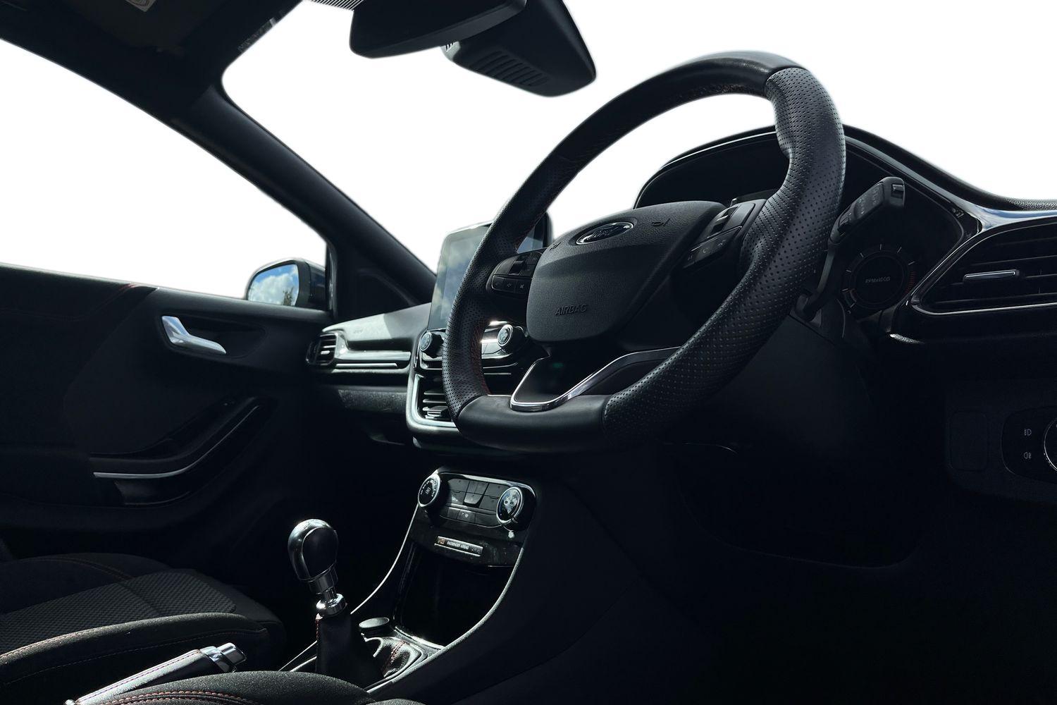 Ford PUMA Photo 8