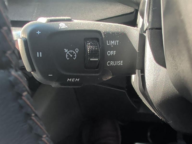 Used Peugeot 3008 AF22CCE 41