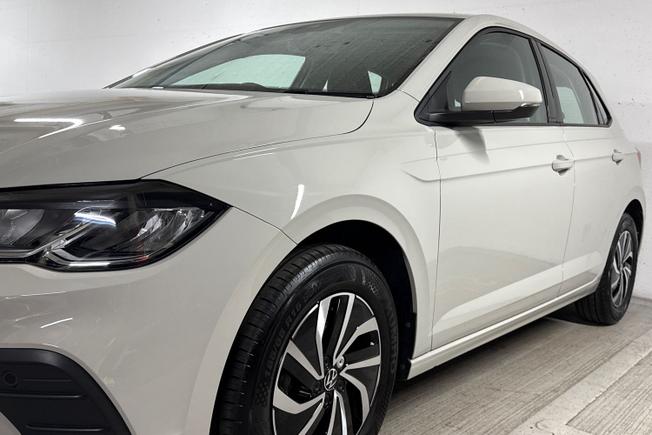 VOLKSWAGEN Polo Photo 30