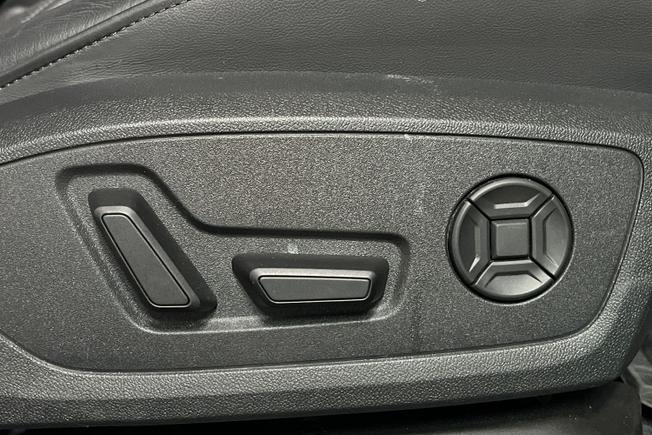 AUDI A6 Avant Photo 25
