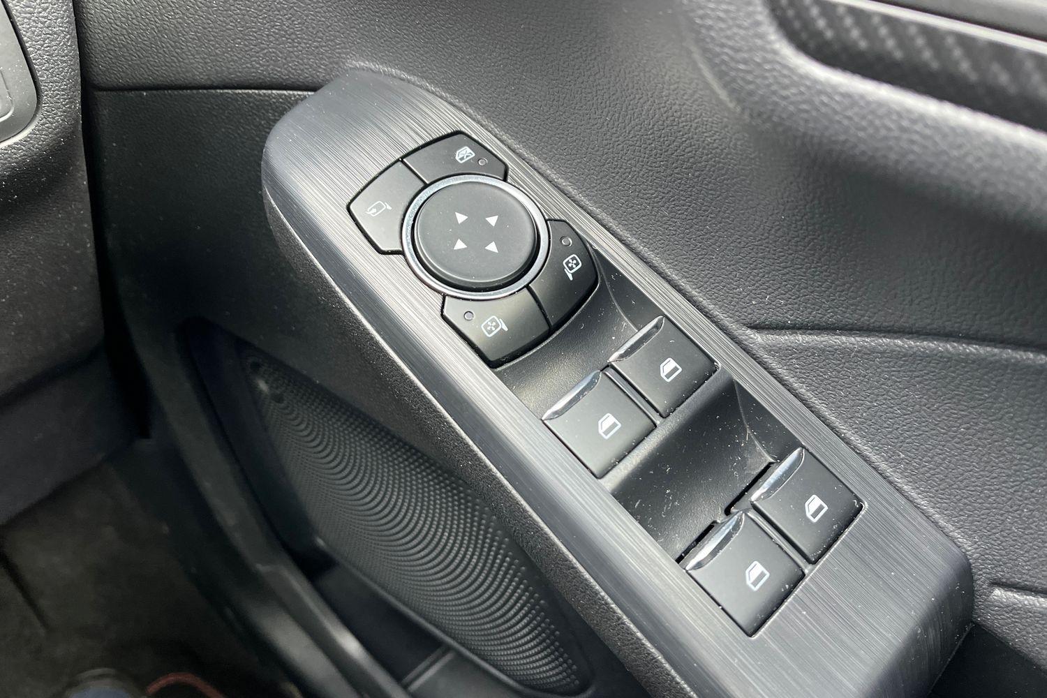 Ford KUGA Photo 15