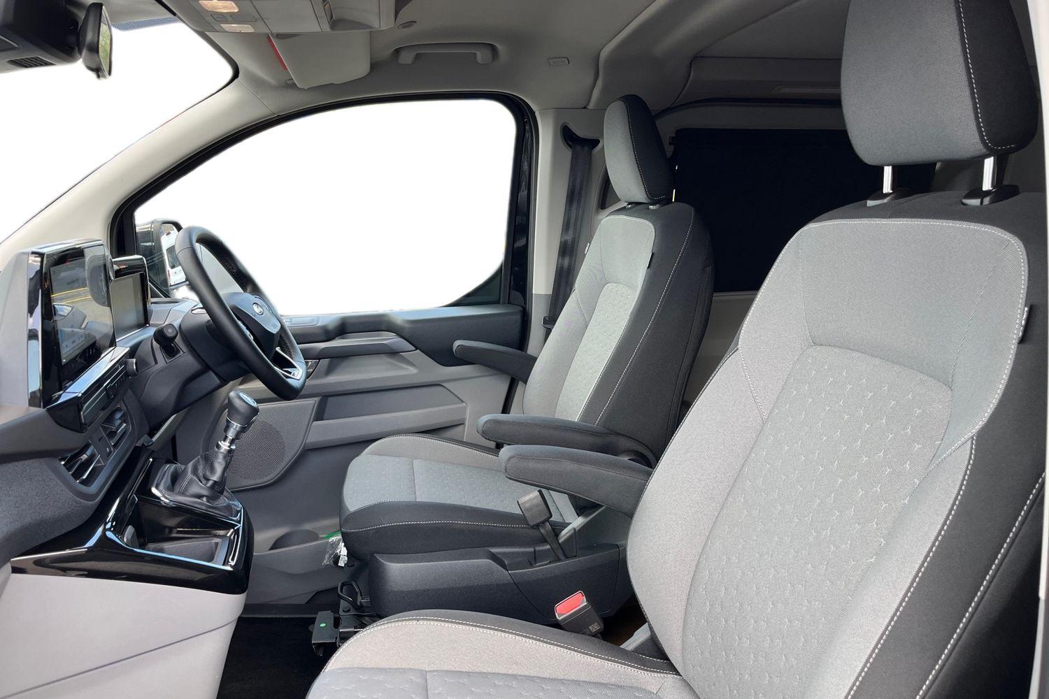 Ford TRANSIT CUSTOM Photo 9