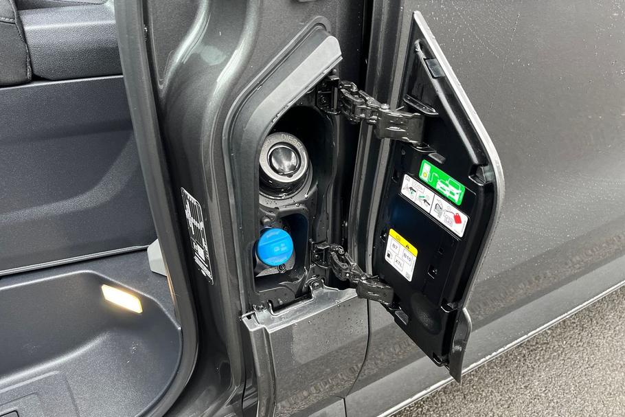 Used FORD TRANSIT CUSTOM YP75JHH 38