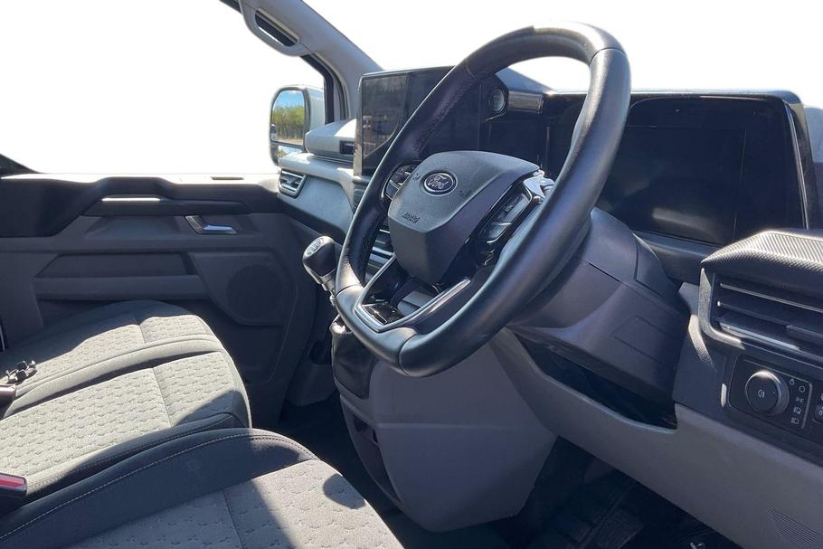 Used FORD TRANSIT CUSTOM WT25UGX 13
