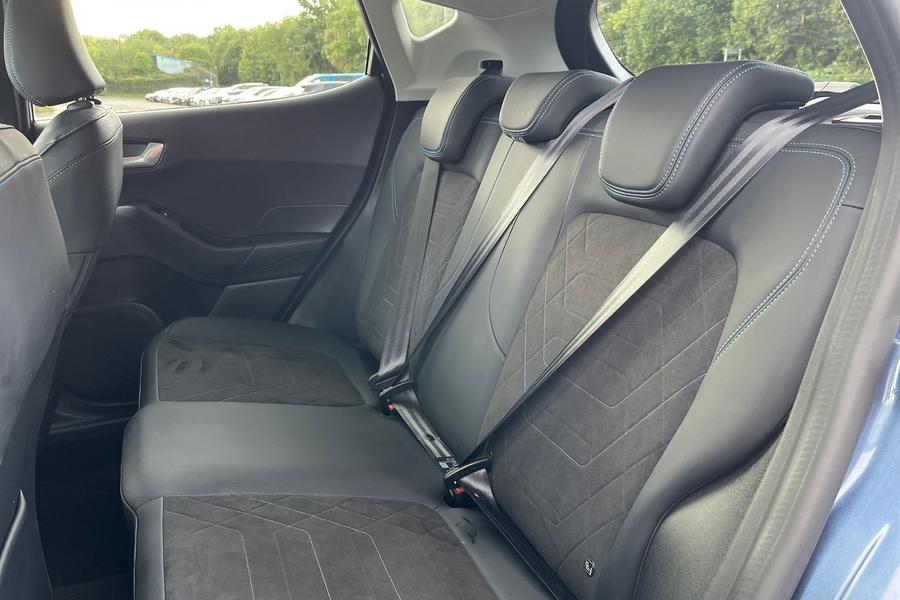 Ford Fiesta Photo autoimg-112dc8245ce10003c983910be979f15d193bc7a9.jpg