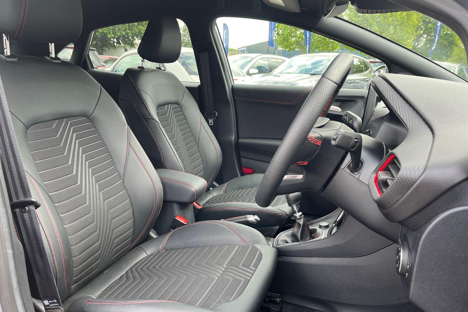 Ford PUMA Photo 16