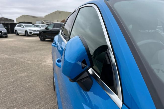 Audi Q3 Photo 53