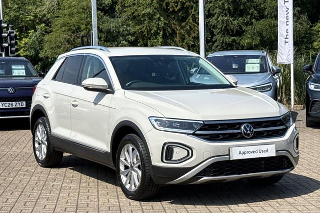 VOLKSWAGEN T-Roc Photo 30