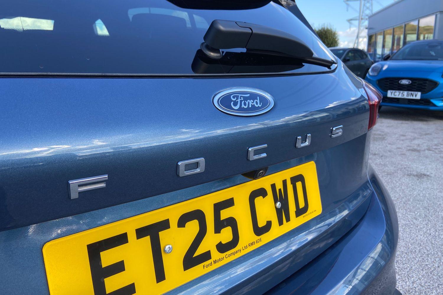Ford FOCUS Photo 38