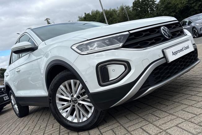 VOLKSWAGEN T-Roc Photo 33