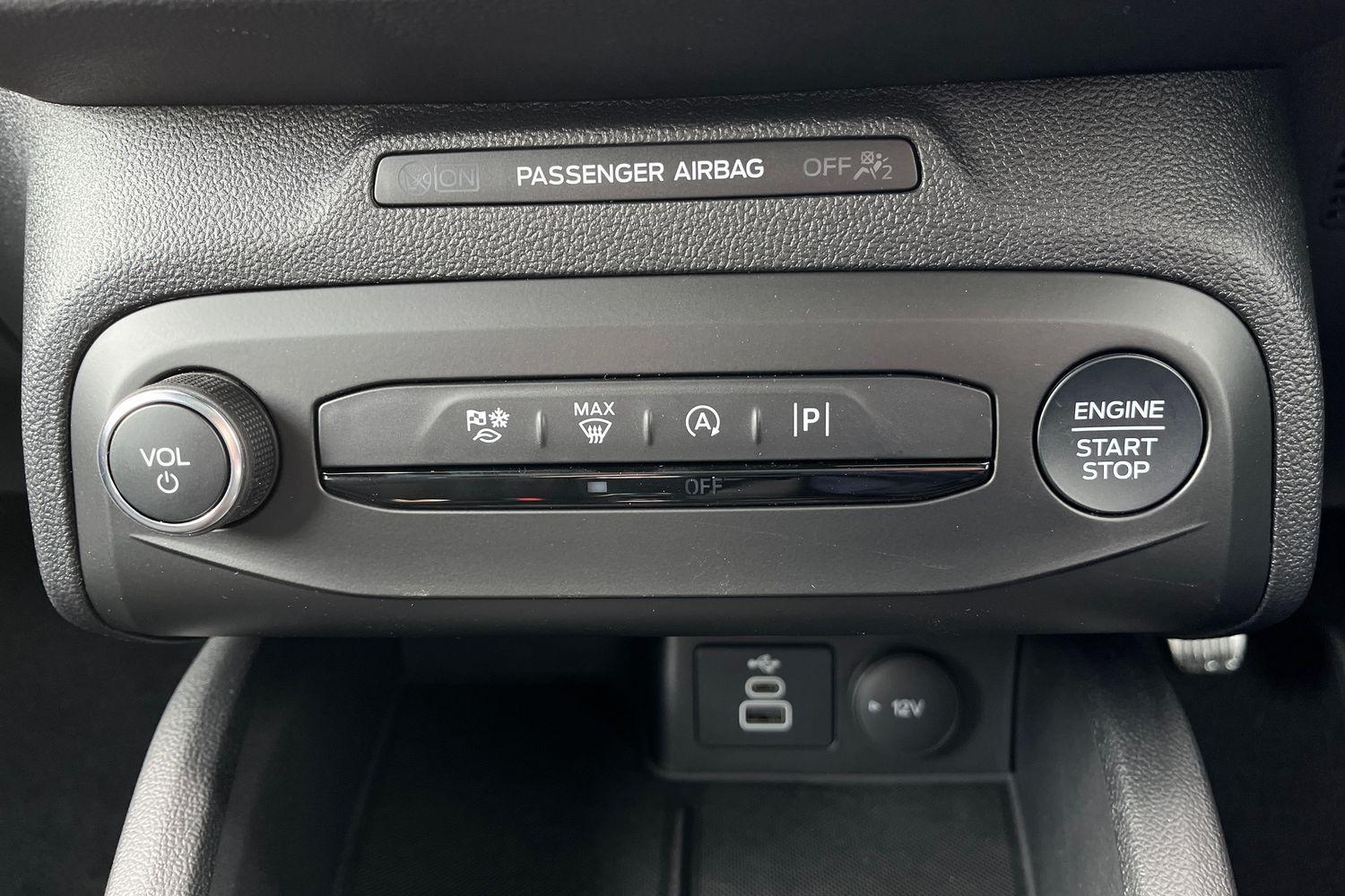 Ford FOCUS Photo 24