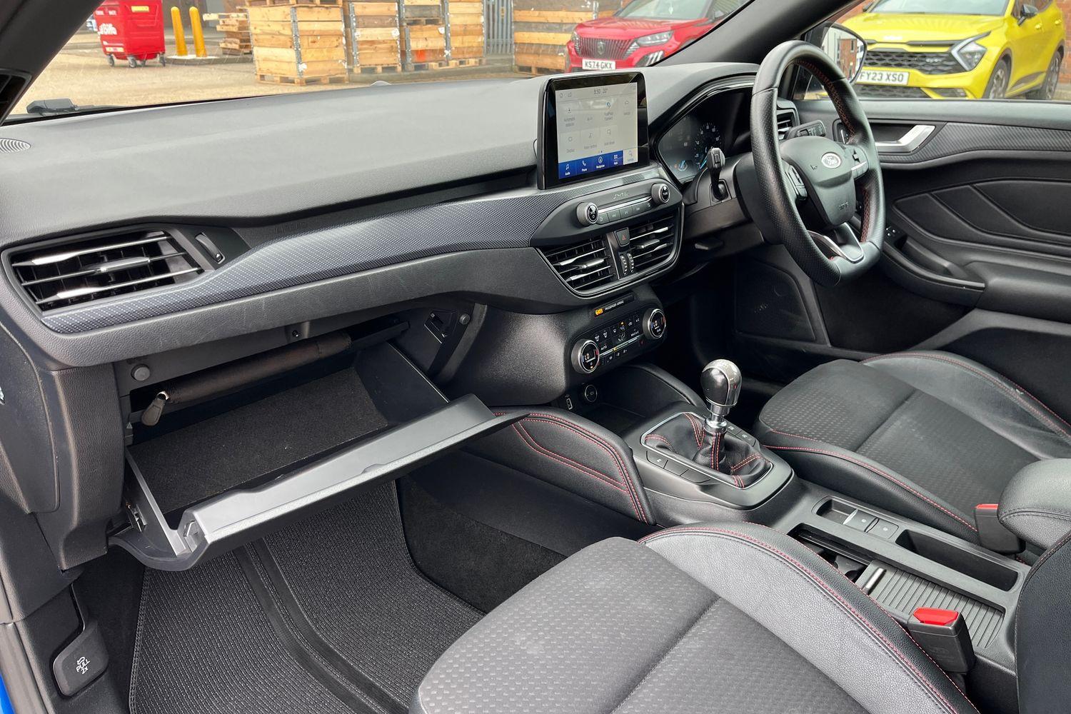 Ford Focus Photo 37