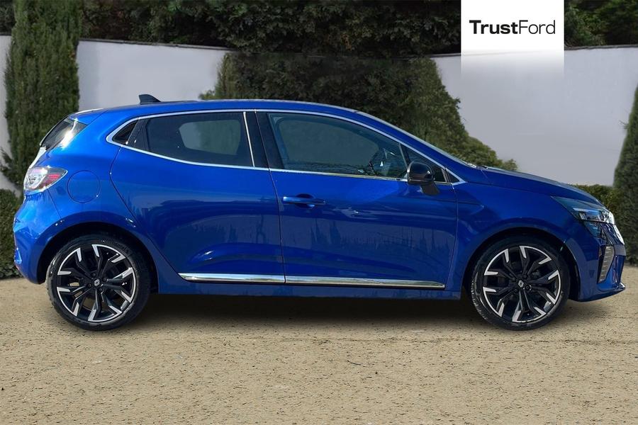 RENAULT CLIO Photo autoimg-114c2cb9b7d69da749f8cf6954f2db01c0e72a2d.jpg