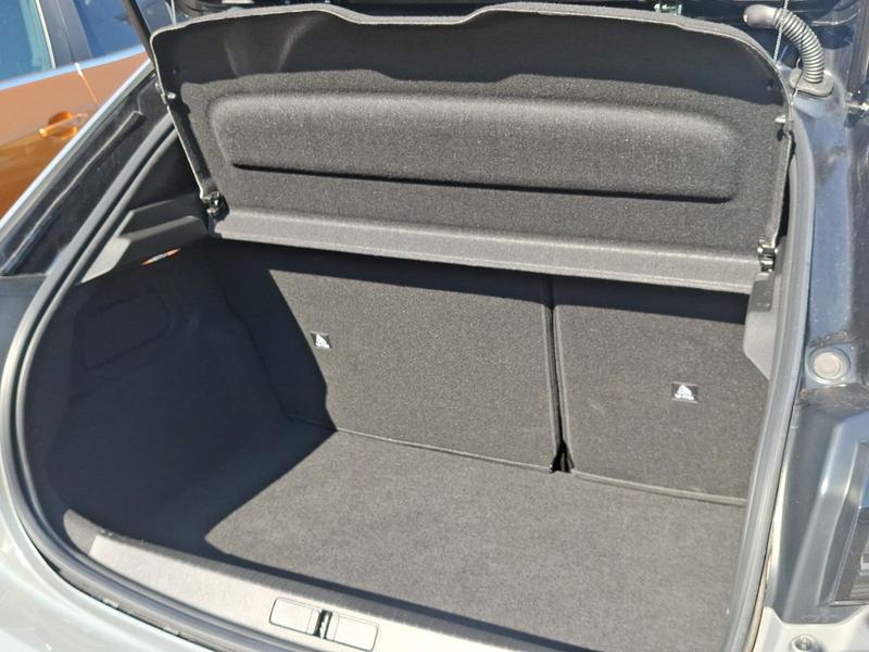 Used Peugeot 208 LO24UDW 18