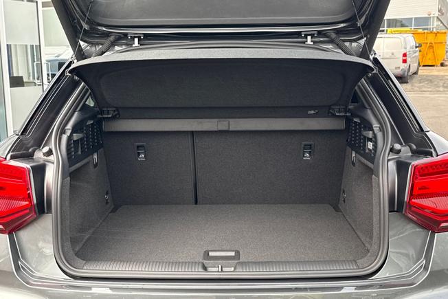 AUDI Q2 Photo 12
