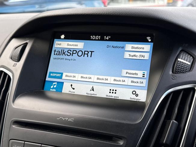 FORD Focus Photo 13